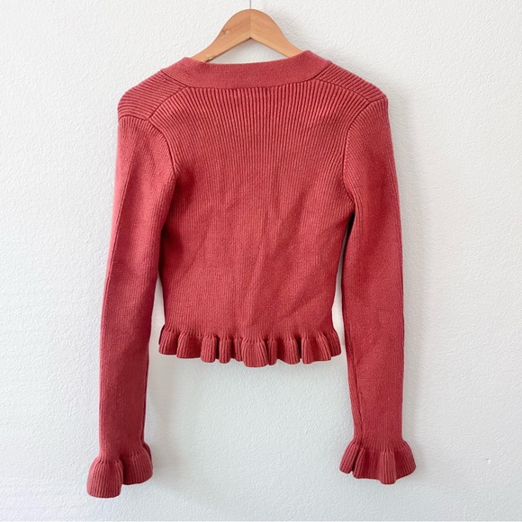 Lulu’s Rust Ruffled Button Up Cardigan Sweater Sz M - Picture 6 of 6